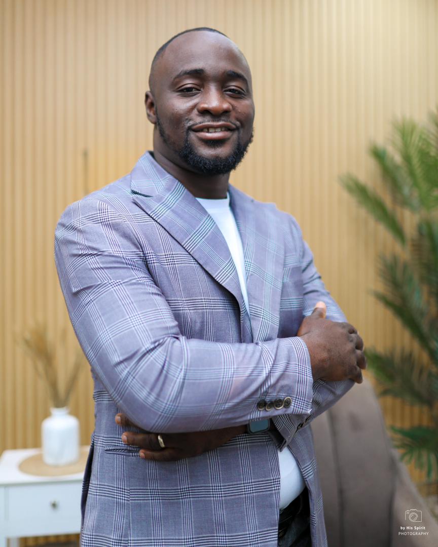 Pasteur Heribert Donald